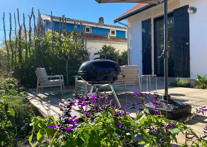 Villa Du Bassin -Un Petit Coin De Paradis